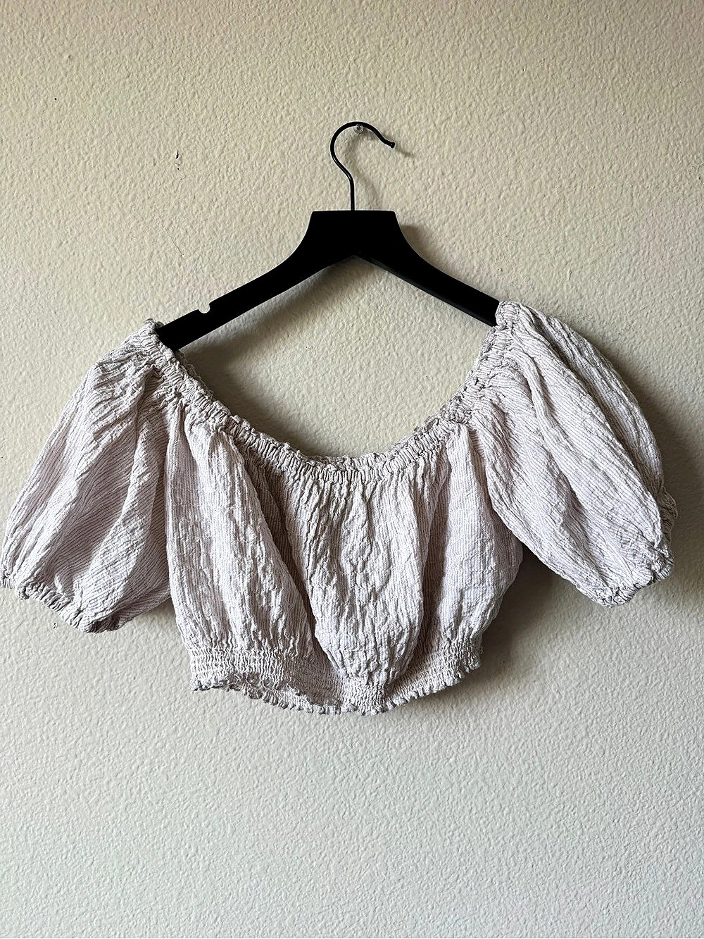 Kimchi Blue Puff Sleeve Crop Top in White Size Small Like New